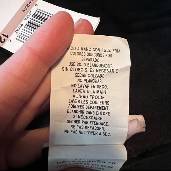 NWT! Cole of California floral patterned tankini top - Picture 5 of 11